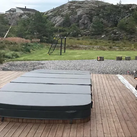 Blabaerdalen 20 Luksusvilla Guest house Kristiansund